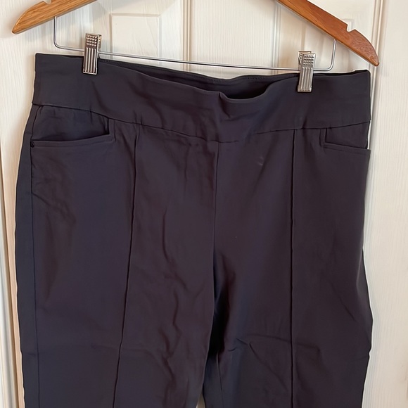 Pants - Picture 2 of 4